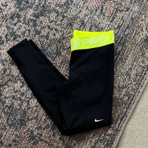 Women’s Nike Pro leggings